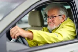 nova regra motoristas 70 anos